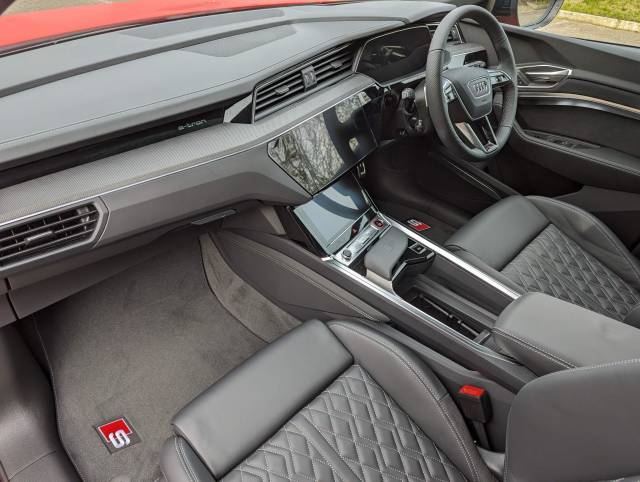 Audi SQ8 AUDI SQ8 Vorsprung e-tron 370,00 kW