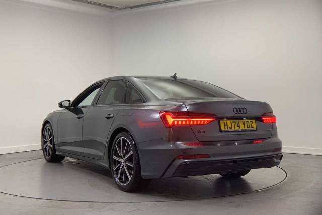 2024 Audi A6 Saloon TFSI e 2.0 Black Edition 50 TFSI e quattro 299 PS S tronic