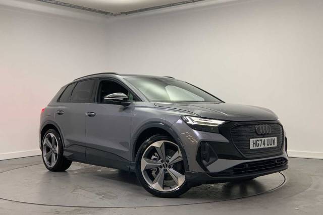 Audi Q4 Black Edition 45 e-tron  210,00 kW 4x4 vehicle Electric Typhoon grey, metallic