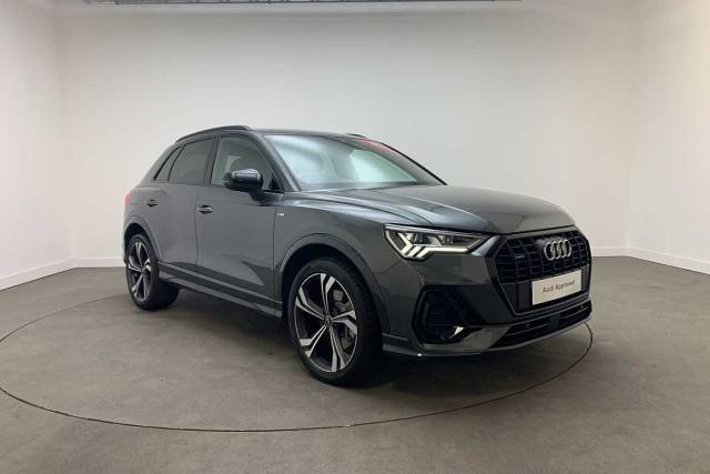 Audi Q3 2.0 Edition 1 40 TFSI quattro 190 PS S tronic 4x4 vehicle Petrol Daytona Grey Pearlescent