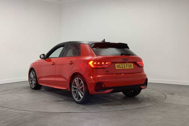 2022 Audi A1 Sportback 1.5 Vorsprung 35 TFSI  150 PS S tronic