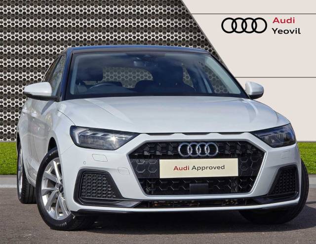 Audi A1 Sportback 1.0 Sport 30 TFSI  110 PS S tronic Hatchback Petrol Glacier White Metallic