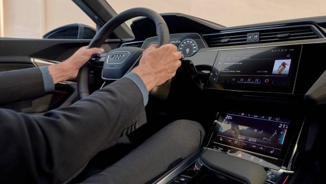 Audi Q8 e-tron - Interior